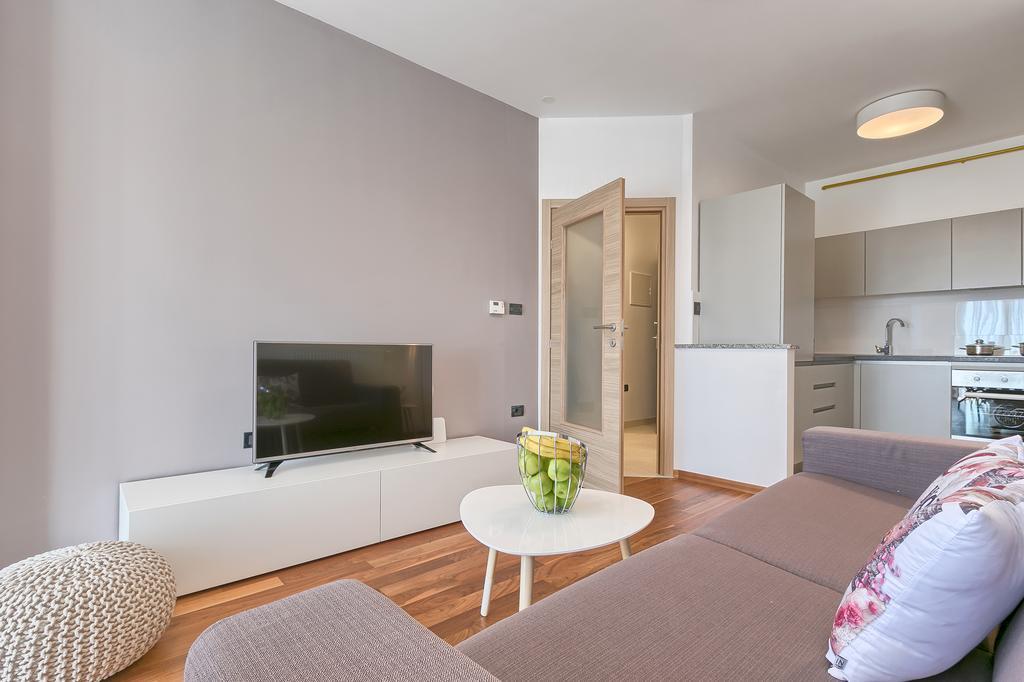 Adriatic Apartments Fažana Extérieur photo