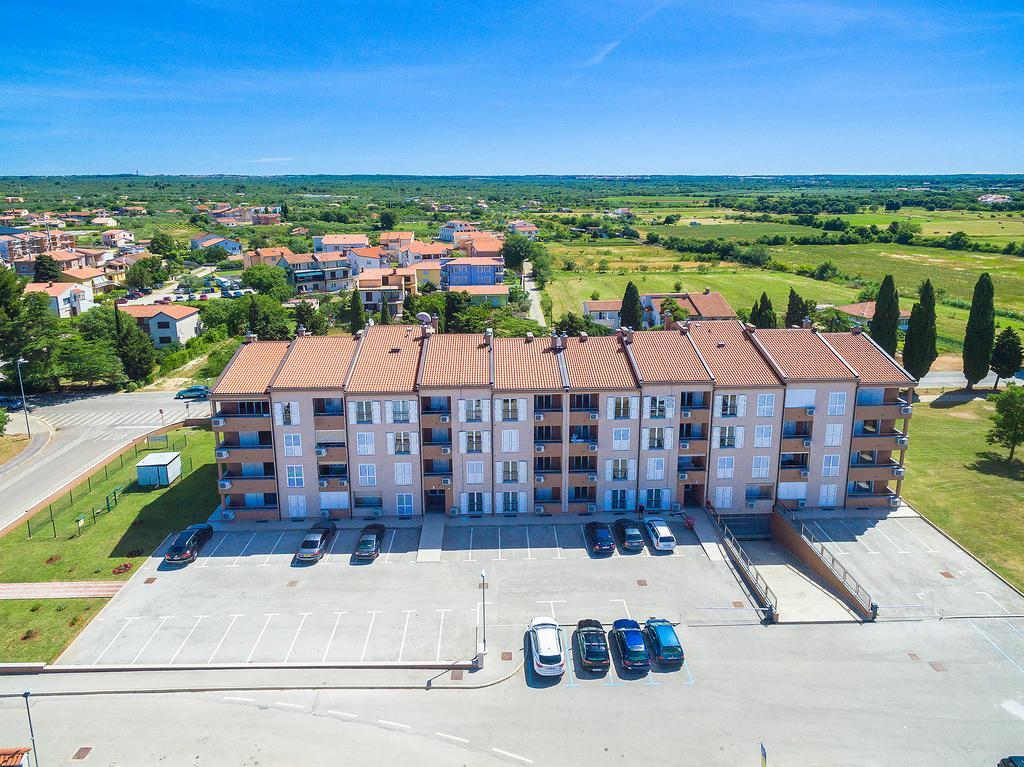 Adriatic Apartments Fažana Extérieur photo